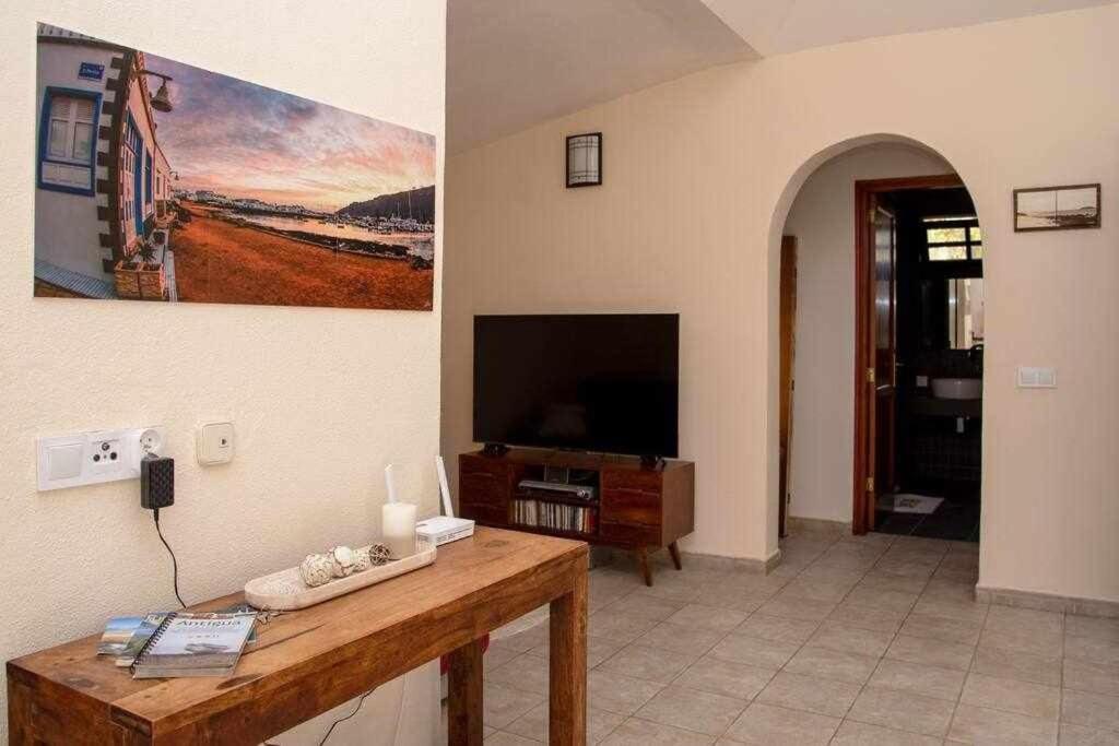 Aurora Mari Villa Your Dream Steps From The Ocean Shore Caleta De Fuste Ngoại thất bức ảnh